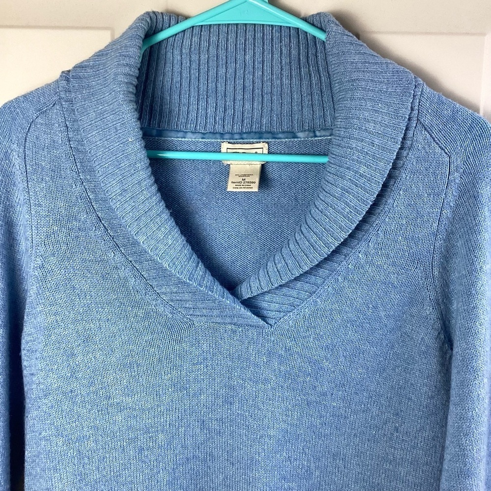 L L Bean Lambswool Blend Blue shawl collar sweater Size Medium - Picture 2 of 5